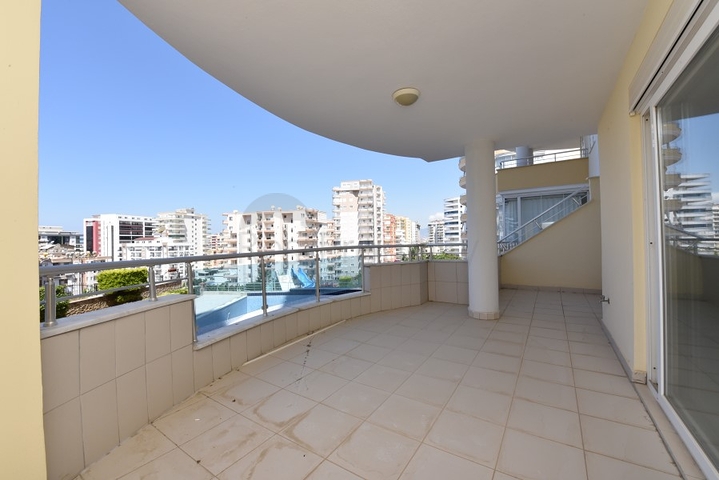 شقة واسعة 160 متر - غرفتين وصالة - في مهموتلار / الانيا 