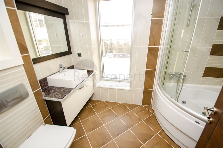 شقة واسعة 3 + 1 في مجمع 500 م على البحر في انطاليا