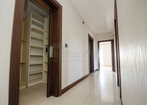 شقة واسعة 3 + 1 في مجمع 500 م على البحر في انطاليا