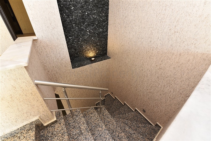 اطلالة بحر- دوبلكس واسعة  220 متر - مهموتلار / الانيا