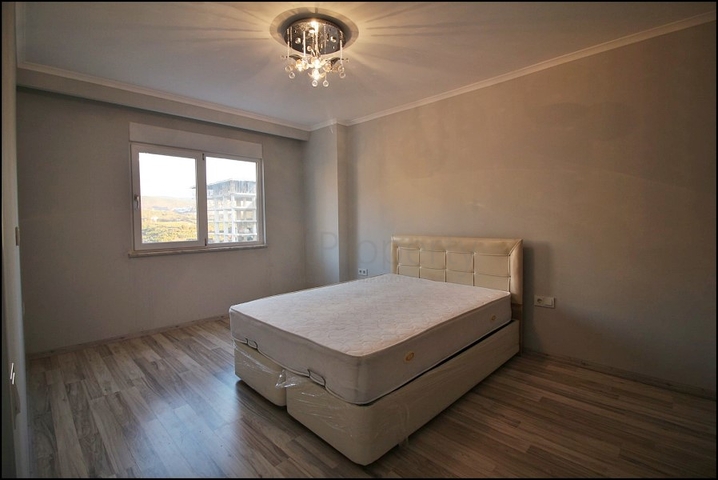 سعر مناسب - شقة 3 غرف - مطبخ منفصل - ضمن مجمع سكني حديث - مهوتلار / الانيا 