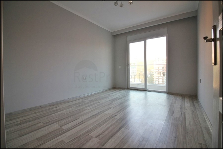 سعر مناسب - شقة 3 غرف - مطبخ منفصل - ضمن مجمع سكني حديث - مهوتلار / الانيا 