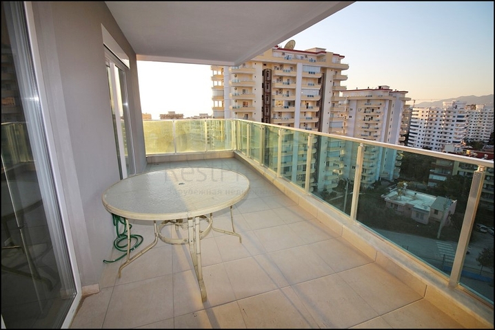 سعر مناسب - شقة 3 غرف - مطبخ منفصل - ضمن مجمع سكني حديث - مهوتلار / الانيا 