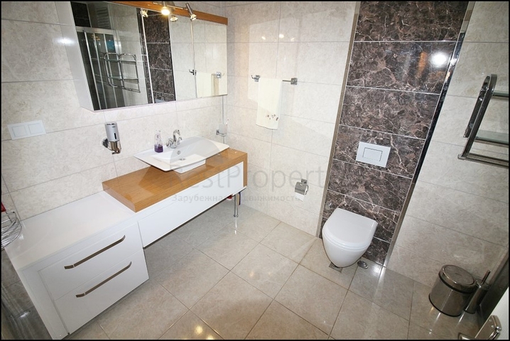 سعر مناسب - شقة 3 غرف - مطبخ منفصل - ضمن مجمع سكني حديث - مهوتلار / الانيا 