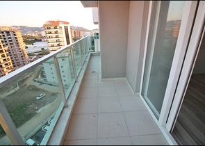 سعر مناسب - شقة 3 غرف - مطبخ منفصل - ضمن مجمع سكني حديث - مهوتلار / الانيا 