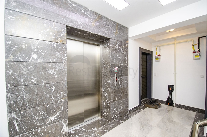 شقة 3 + 1 مفروشة ضمن مجمع  في هورما كونيالتي