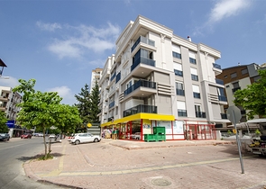 شقة 3 + 1 مفروشة ضمن مجمع  في هورما كونيالتي