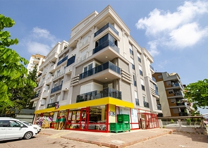 شقة 3 + 1 مفروشة ضمن مجمع  في هورما كونيالتي