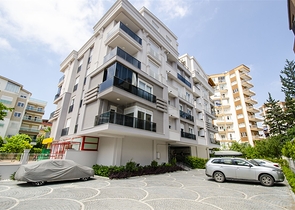 شقة 3 + 1 مفروشة ضمن مجمع  في هورما كونيالتي