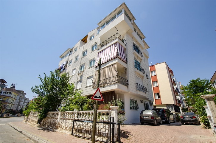 بنتهاوس واسع 5 + 2 في منطقة كيبيز أنطاليا