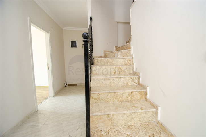 بنتهاوس واسع 5 + 2 في منطقة كيبيز أنطاليا