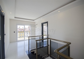 دوبلكس فاخرة - قريبة من البحر - بسعر مناسب -مهموتلار / الانيا 