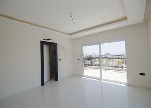 دوبلكس فاخرة - قريبة من البحر - بسعر مناسب -مهموتلار / الانيا 