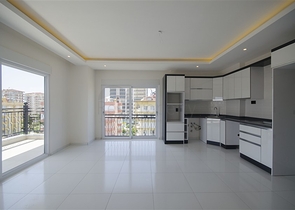 دوبلكس فاخرة - قريبة من البحر - بسعر مناسب -مهموتلار / الانيا 