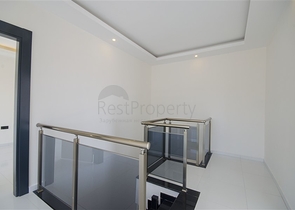 دوبلكس فاخرة - قريبة من البحر - بسعر مناسب -مهموتلار / الانيا 