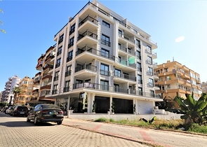 دوبلكس فاخرة - قريبة من البحر - بسعر مناسب -مهموتلار / الانيا 