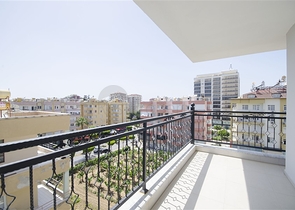 دوبلكس فاخرة - قريبة من البحر - بسعر مناسب -مهموتلار / الانيا 