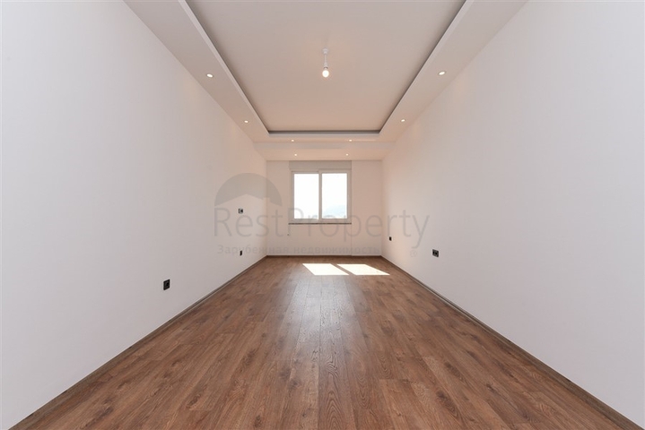 اطلالة بحر وقلعة - دوبلكس واسعة 550 متر مربع- مركز الانيا 