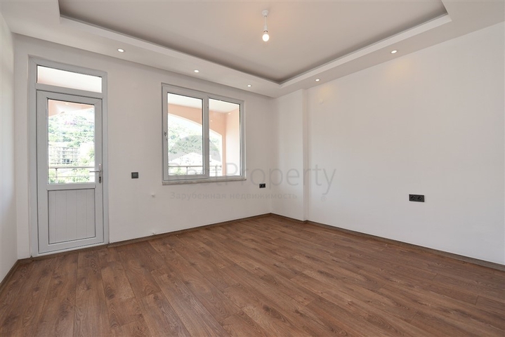 اطلالة بحر وقلعة - دوبلكس واسعة 550 متر مربع- مركز الانيا 