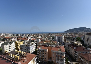 اطلالة بحر وقلعة - دوبلكس واسعة 550 متر مربع- مركز الانيا 