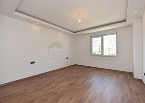 اطلالة بحر وقلعة - دوبلكس واسعة 550 متر مربع- مركز الانيا 