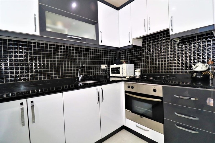 شقة غرفة وصالة - مفروشة - واسعة - ضمن مجمع - مهموتلار / الانيا 