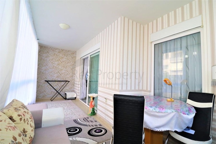 شقة غرفة وصالة - مفروشة - واسعة - ضمن مجمع - مهموتلار / الانيا 