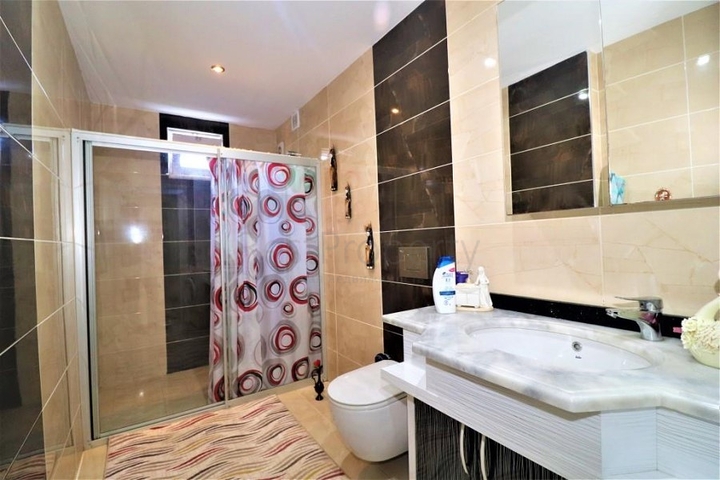 شقة غرفة وصالة - مفروشة - واسعة - ضمن مجمع - مهموتلار / الانيا 