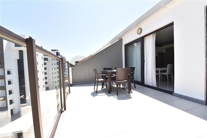 ضمن منطقة اوبا الراقية - 100 متر عن البحر - دوبلكس مفروشة - اوبا / الانيا 