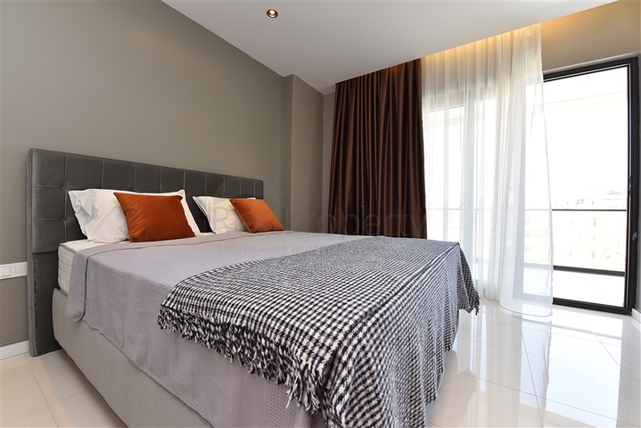 ضمن منطقة اوبا الراقية - 100 متر عن البحر - دوبلكس مفروشة - اوبا / الانيا 