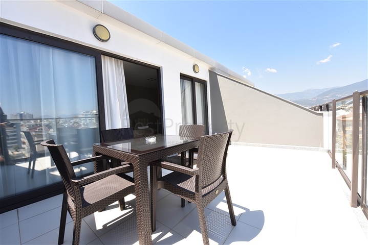 ضمن منطقة اوبا الراقية - 100 متر عن البحر - دوبلكس مفروشة - اوبا / الانيا 