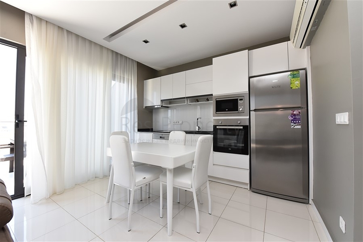 ضمن منطقة اوبا الراقية - 100 متر عن البحر - دوبلكس مفروشة - اوبا / الانيا 