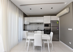 ضمن منطقة اوبا الراقية - 100 متر عن البحر - دوبلكس مفروشة - اوبا / الانيا 