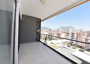 ضمن منطقة اوبا الراقية - 100 متر عن البحر - دوبلكس مفروشة - اوبا / الانيا 