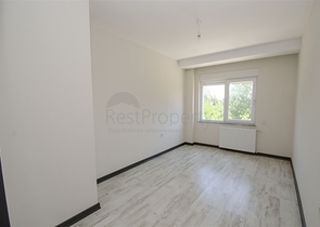 شقة 2 + 1 في مجمع بالقرب من نهر بواشاي أنطاليا