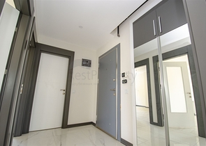 شقة 2 + 1 في مجمع بالقرب من نهر بواشاي أنطاليا