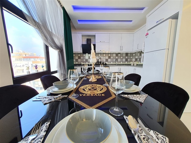 شقة انيقة -تصميم 1+2 - ضمن مجمع جديد - مهموتلار / الانيا 