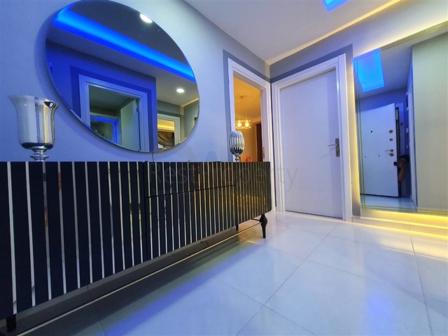 شقة انيقة -تصميم 1+2 - ضمن مجمع جديد - مهموتلار / الانيا 