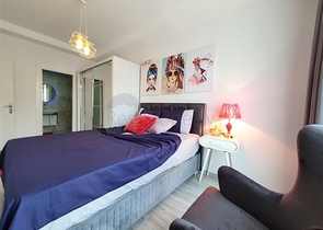 شقة انيقة -تصميم 1+2 - ضمن مجمع جديد - مهموتلار / الانيا 