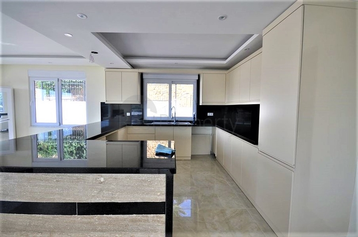 اطلالة بحر - فيلا مستقلة مع مسبح خاص - كارجي جاك / الانيا 