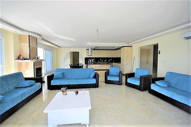 اطلالة بحر - فيلا مستقلة مع مسبح خاص - كارجي جاك / الانيا 