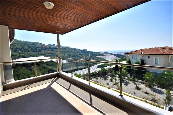 اطلالة بحر - فيلا مستقلة مع مسبح خاص - كارجي جاك / الانيا 