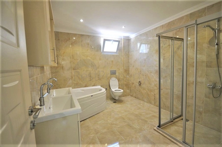 اطلالة بحر - فيلا مستقلة مع مسبح خاص - كارجي جاك / الانيا 