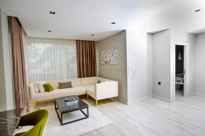 شقة 4 + 2 مجدده عالي الجودة في منطقة لارا