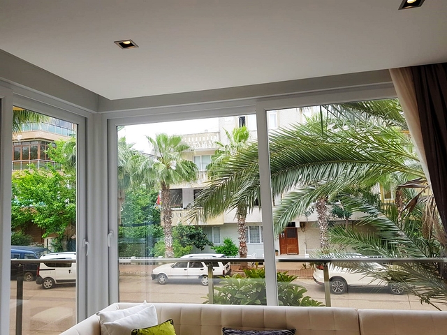 شقة 4 + 2 مجدده عالي الجودة في منطقة لارا