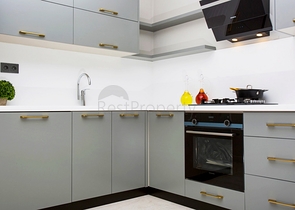 شقة 4 + 2 مجدده عالي الجودة في منطقة لارا