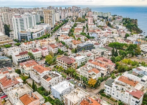 شقة 4 + 2 مجدده عالي الجودة في منطقة لارا