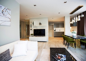 شقة 4 + 2 مجدده عالي الجودة في منطقة لارا