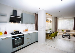 شقة 4 + 2 مجدده عالي الجودة في منطقة لارا