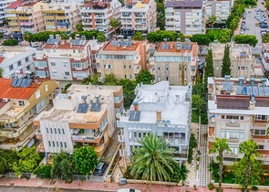 شقة 4 + 2 مجدده عالي الجودة في منطقة لارا